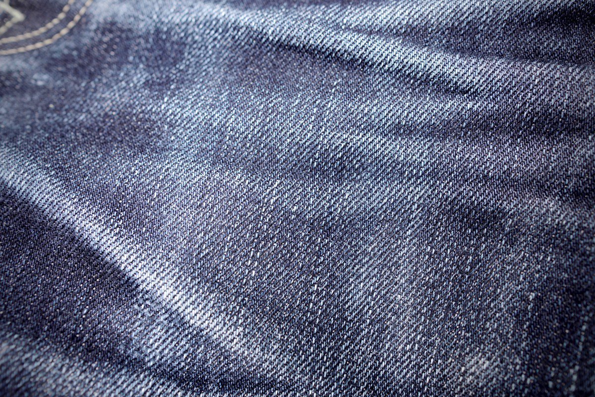 How to Take Better Photos of Your Jeans and Denim Fades