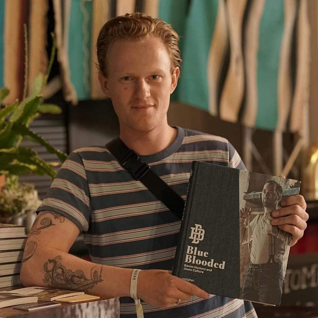 Thomas Stege Bojer (the author) holding Blue Blooded at Selvedge Run June 2016