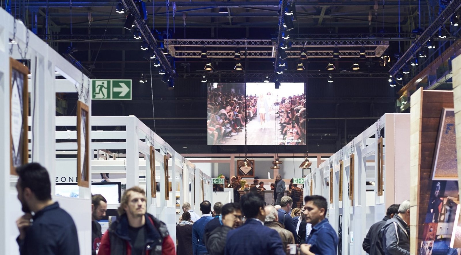 Munich Fabric Start Bluezone All Star mills hall