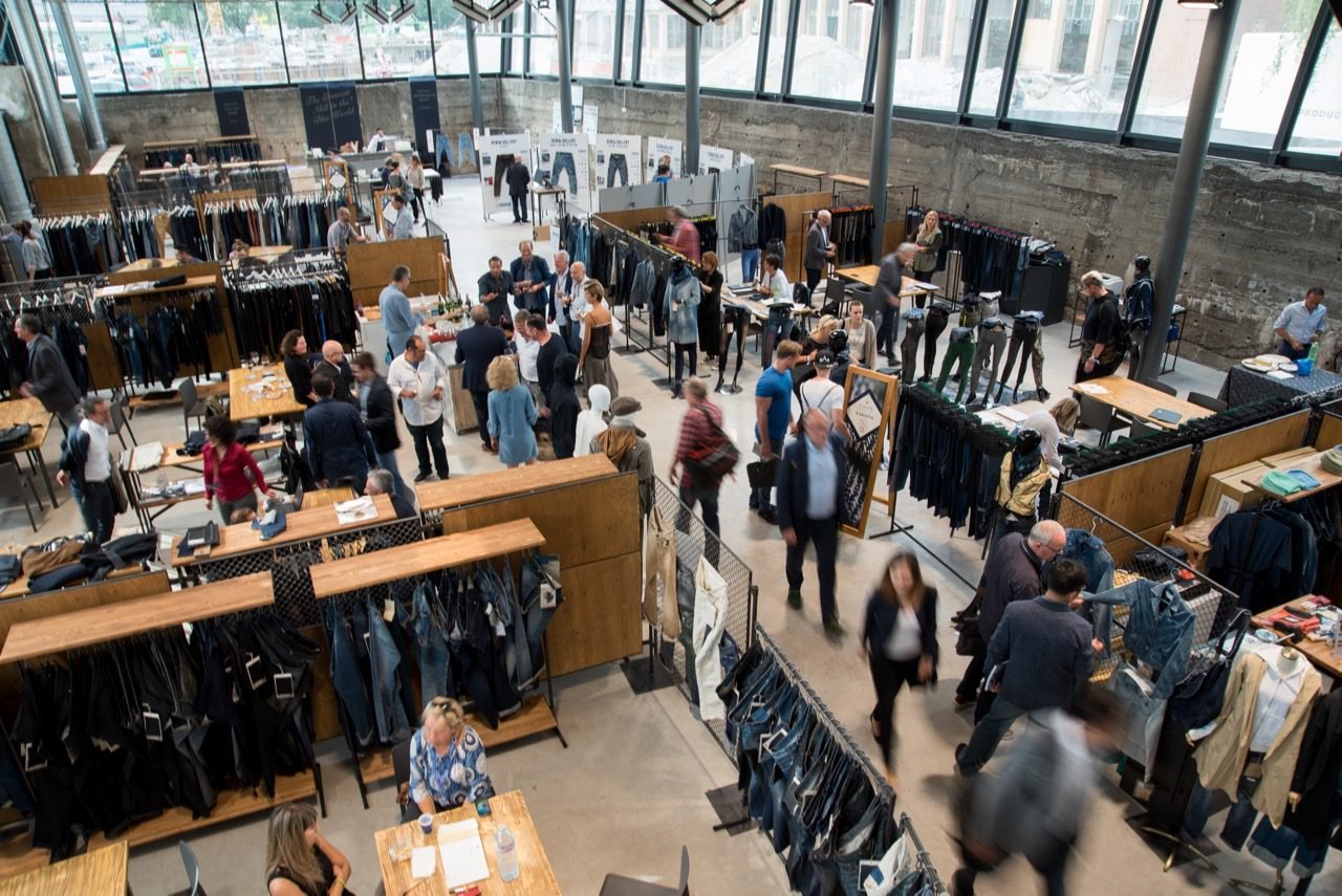 Bluezone, Munich Fabric Start, Denimhunters, denim, raw denim, selvedge denim, staff training, how to sell jeans, Thomas Stege Bojer Munich Fabric Start Bluezone Catalyzer