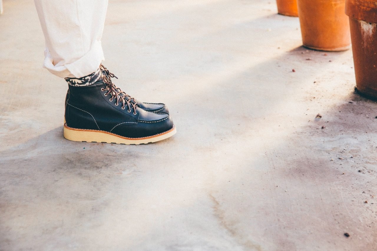 Red Wing womens Moc Toe 3373 black leather