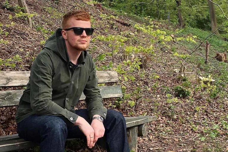 Blue Blooded, Instagrammer, redheadbluebottom,