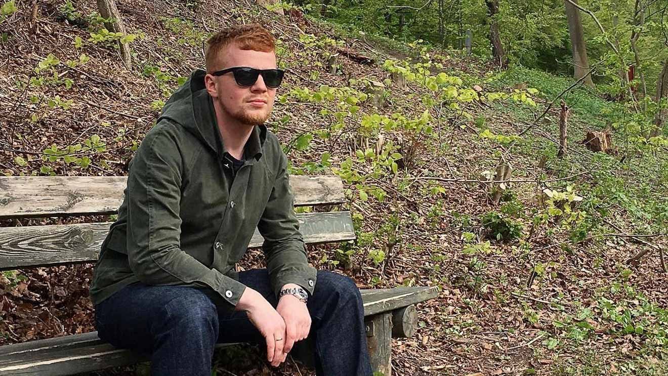 Blue Blooded, Instagrammer, redheadbluebottom,